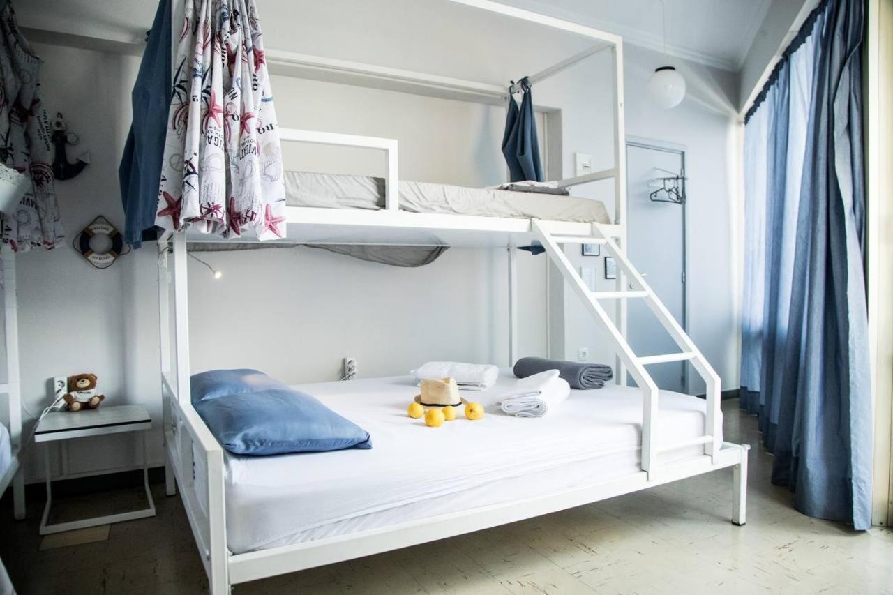 A Pousada Let Me Take My Bunk Bed Atenas Exterior foto